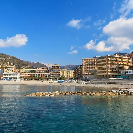 2 Bedroom Beautiful In Nyaraló Recco