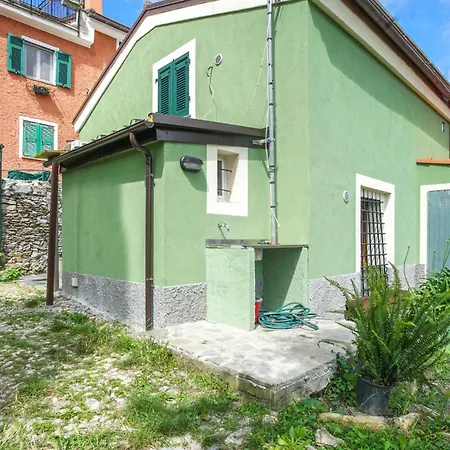 2 Bedroom Beautiful In Recco